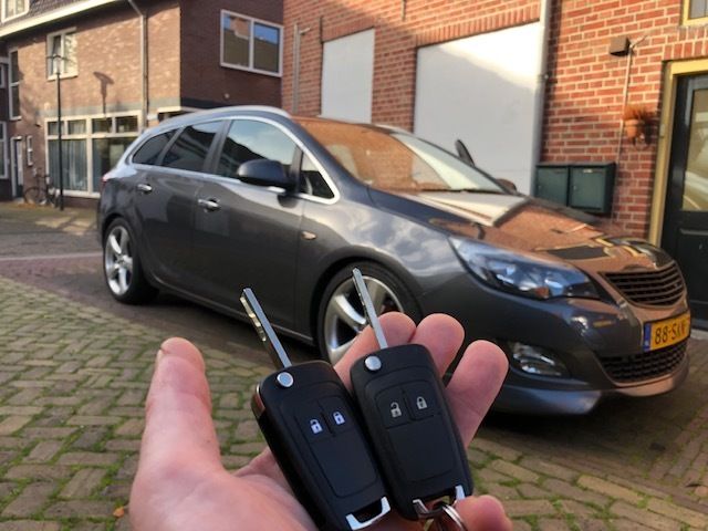 Opel Astra J Nieuwe Autosleutel